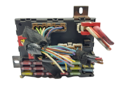 Caixa de fusíveis Alfa Romeo 46447809 20173