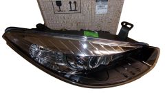 Farol Direito Novo Original 260107517R Renault Fluence