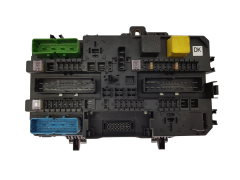 Caixa de fusíveis Opel 13180774 5DK008669-61 GM Hella