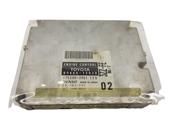 Unidade de Controlo Toyota 89666-12020 175200-3961 Denso 22614 main product photo